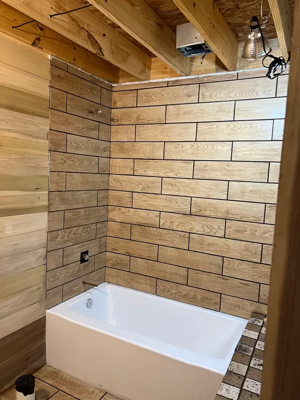 Shower and tub